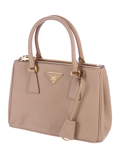 prada saffiano tote|prada saffiano lux mini.